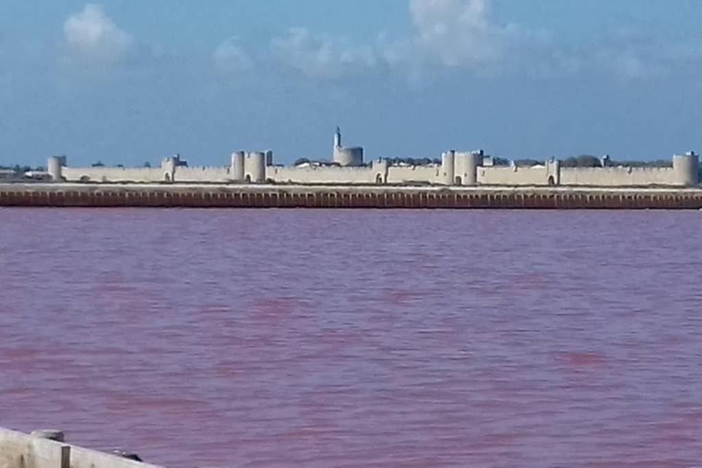Solimany Saint-Gilles  Buitenkant foto